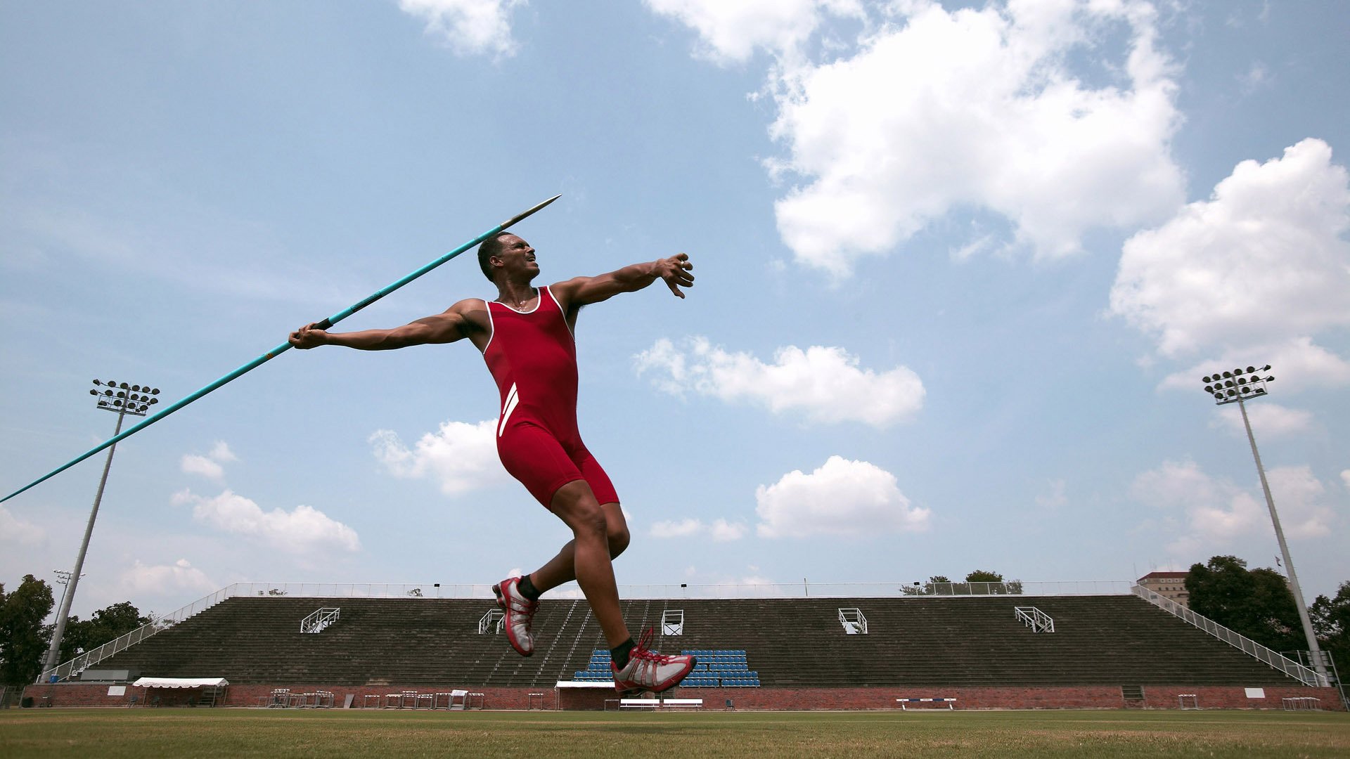 德国女子70公斤级柔道选手米里亚姆·布特克雷特获得银牌，德国柔道教练
